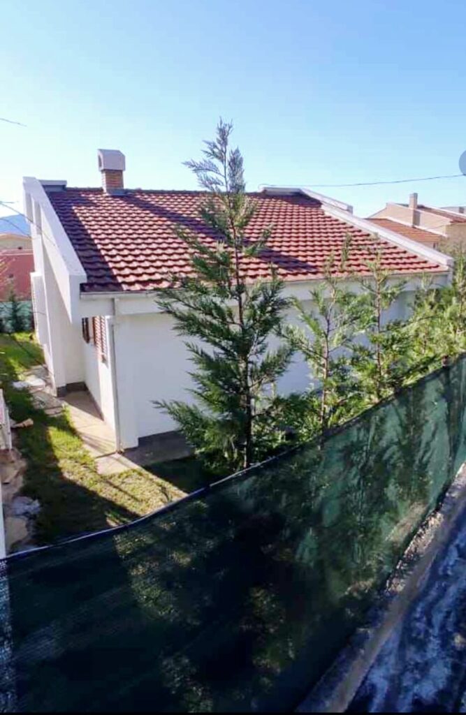 210 House in Shushan Montenegro for sale. loe-group