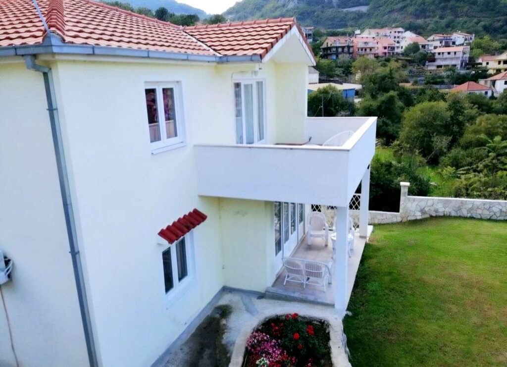 House in Kotor, Montenegro for sale. loe-group