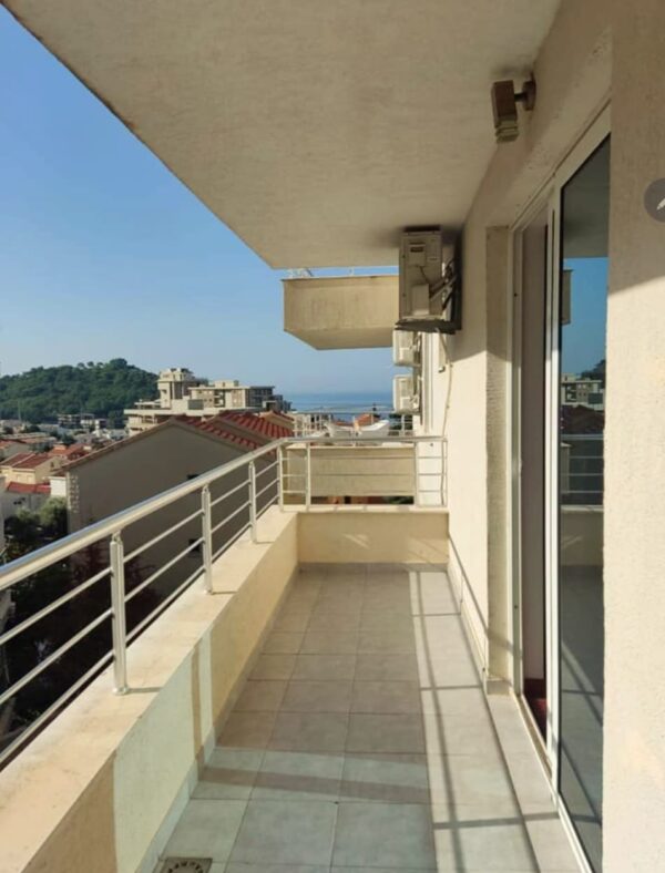 99 Apartment in Petrovac Montenegro for sale. loe-groupcs